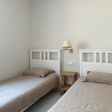 Front By Hello Homes شقة